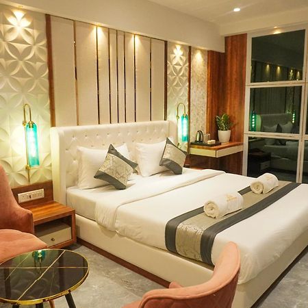 Hotel Spencer-Navi Mumbai Eksteriør billede