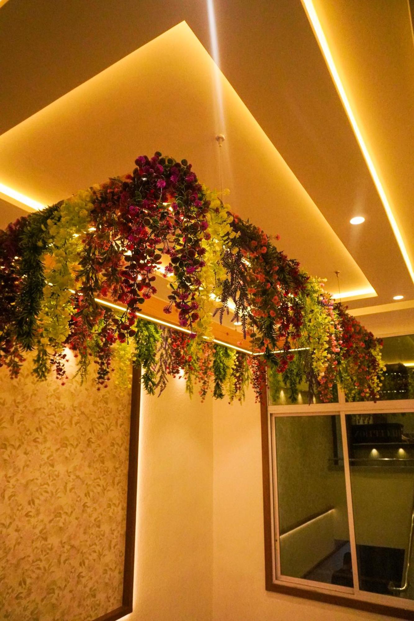 Hotel Spencer-Navi Mumbai Eksteriør billede