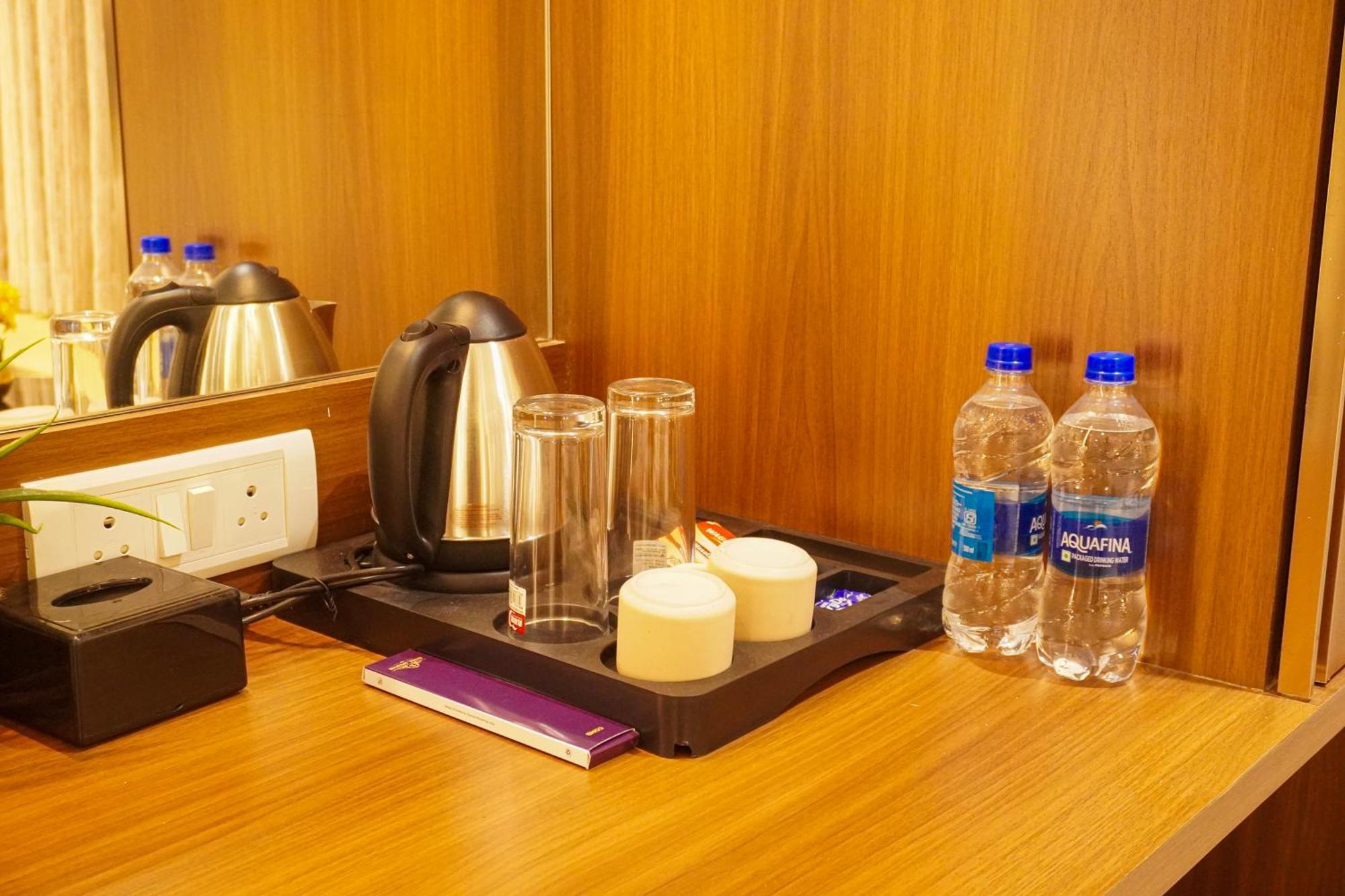 Hotel Spencer-Navi Mumbai Eksteriør billede